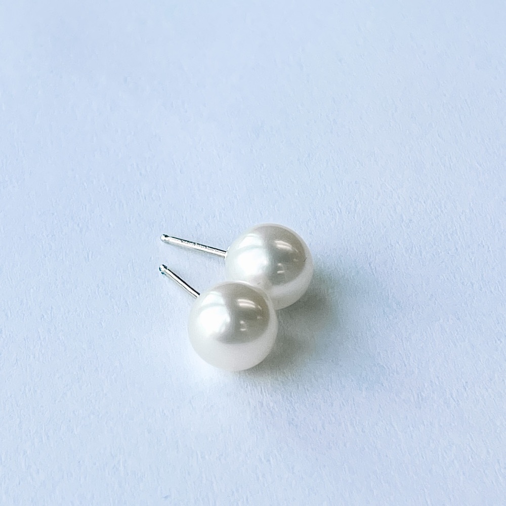 Tiffany & Co pearl earrings